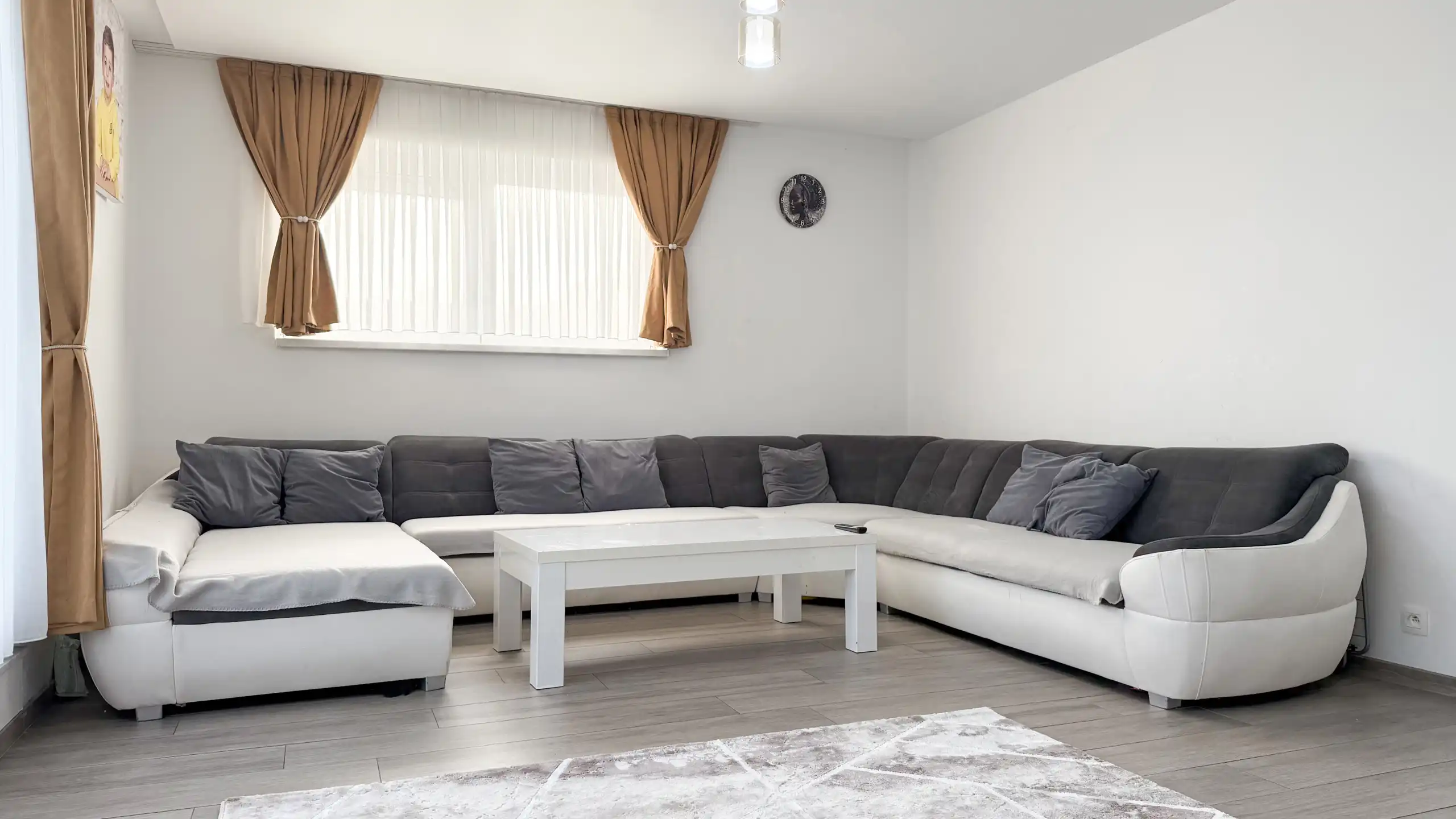 Ruim instapklaar duplex app in Paal, 108m², 3 slpks foto 6