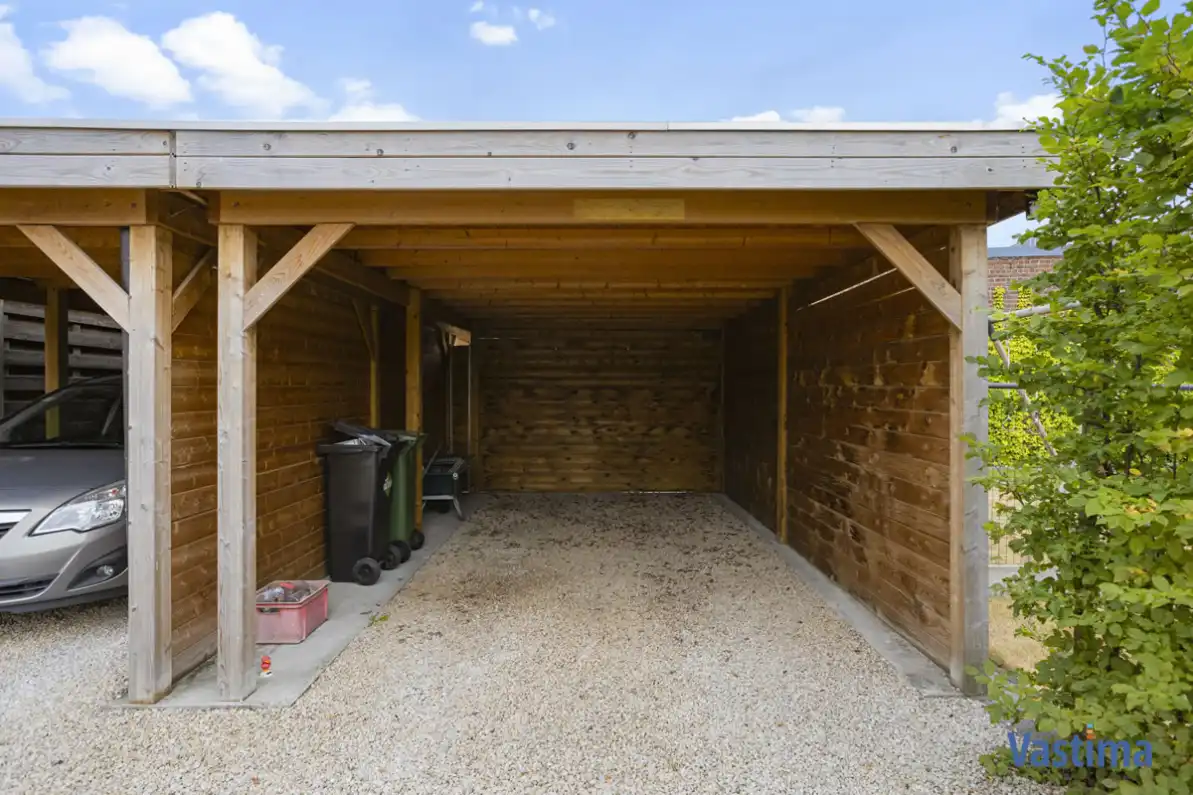 Rustig gelegen gezinswoning met 3 slaapkamers en carport foto 22