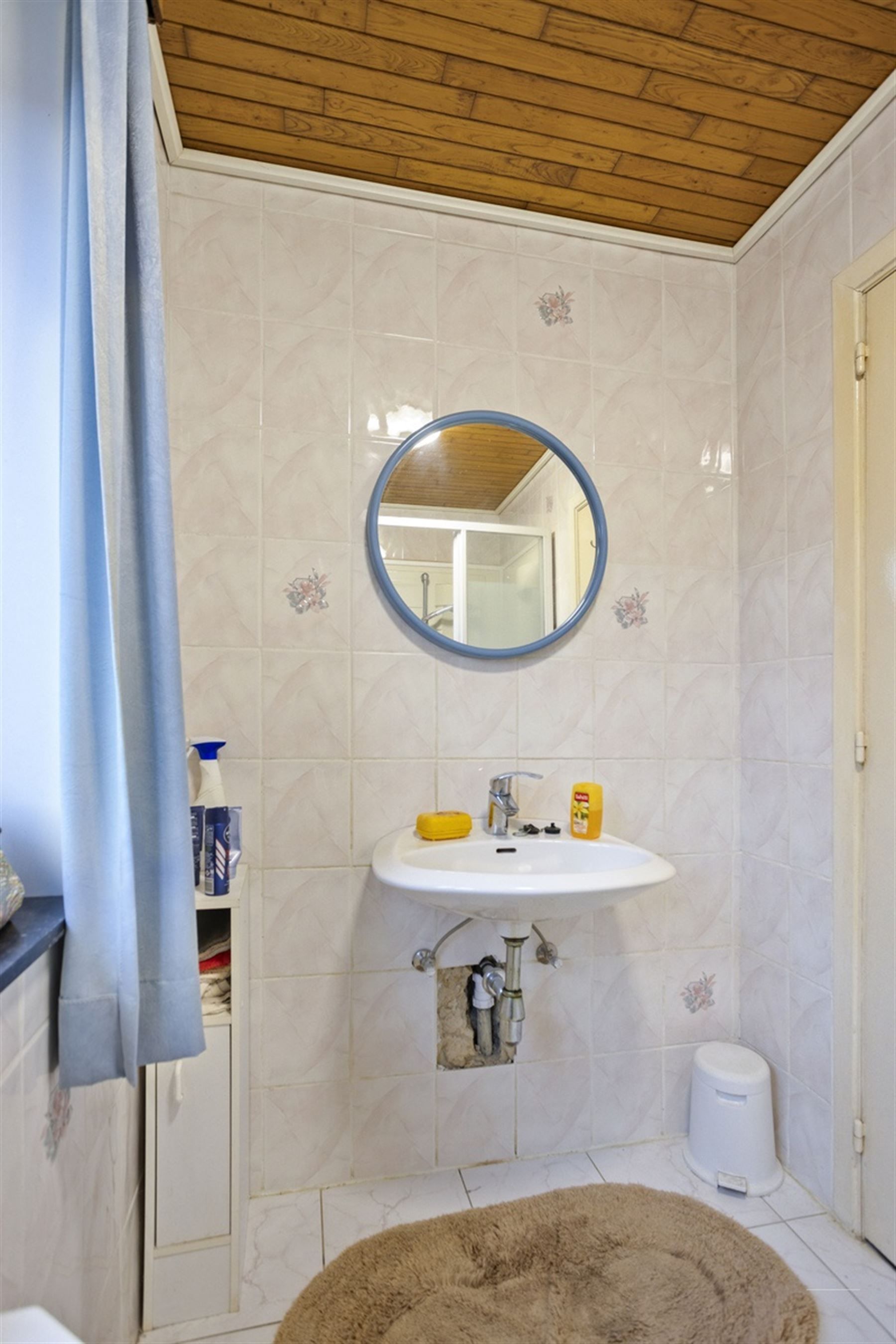 Halfopen bebouwing met 3 slaapkamers - op te frissen foto 11