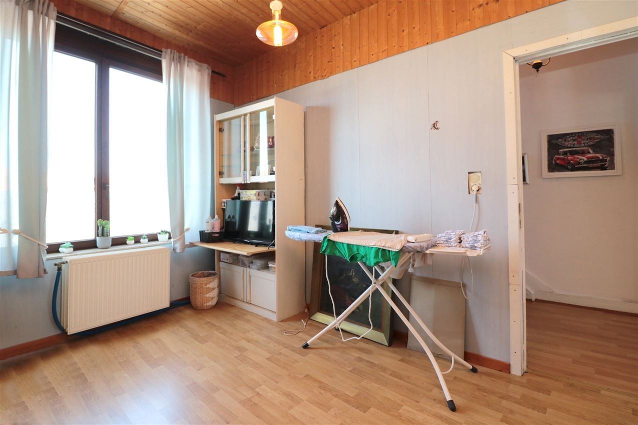 omgeving station en ziekenhuis, stadstuin, label D, neogotische stijl foto 49