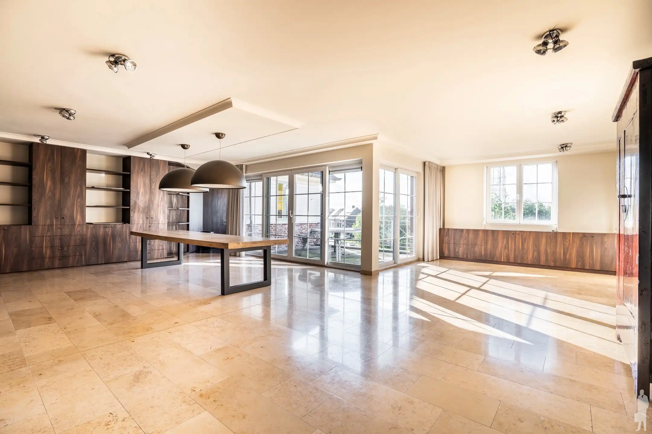 Knap duplex appartement in hartje Hoogstraten foto 3