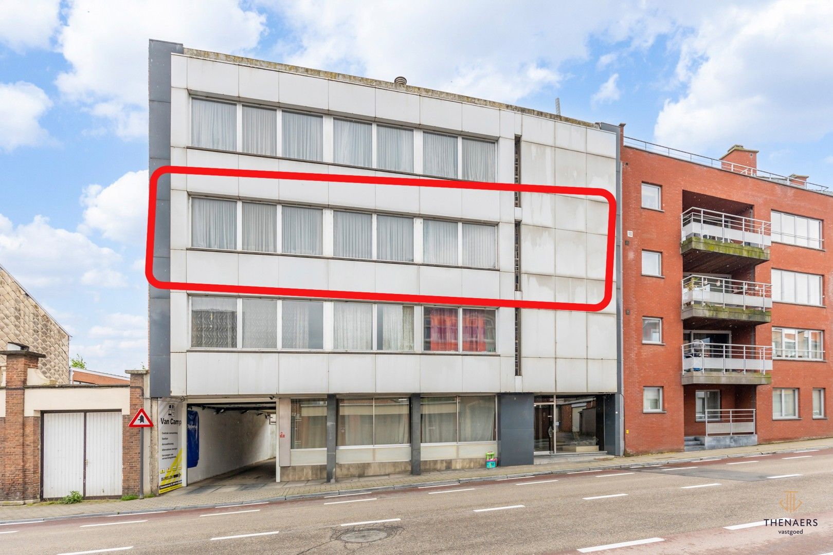 Zeer ruim appartement op uitstekende locatie foto 1