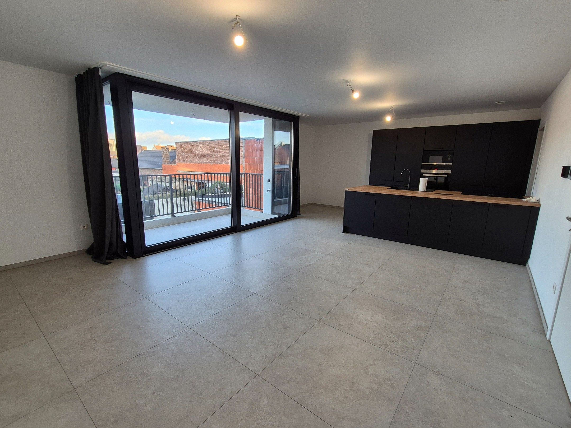 Nieuwbouw appartement met 3 slpkmrs, terras en parking foto 2