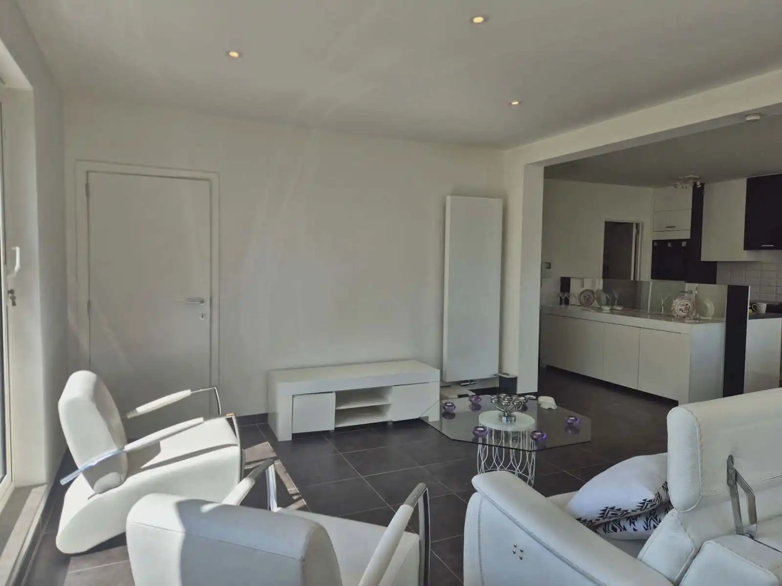 Prachtig dakappartement met 2 slaapkamers en garage foto 7