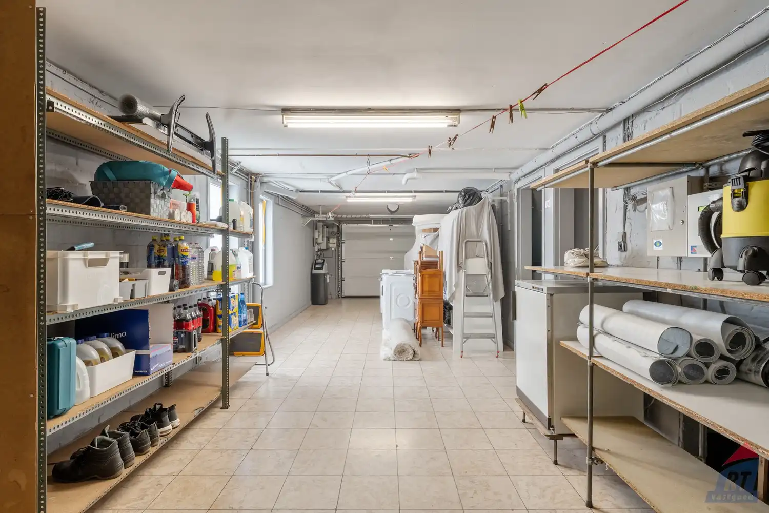 Karakteristieke eengezinswoning met ruime garages en kelder op toplocatie in Sint-Truiden foto 19