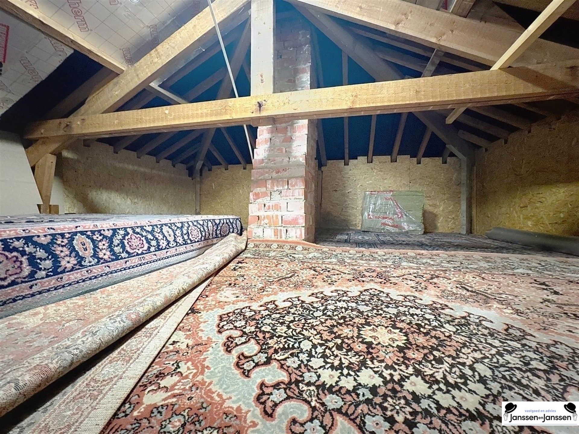 Charmante woning in hartje Gooreind! foto 15