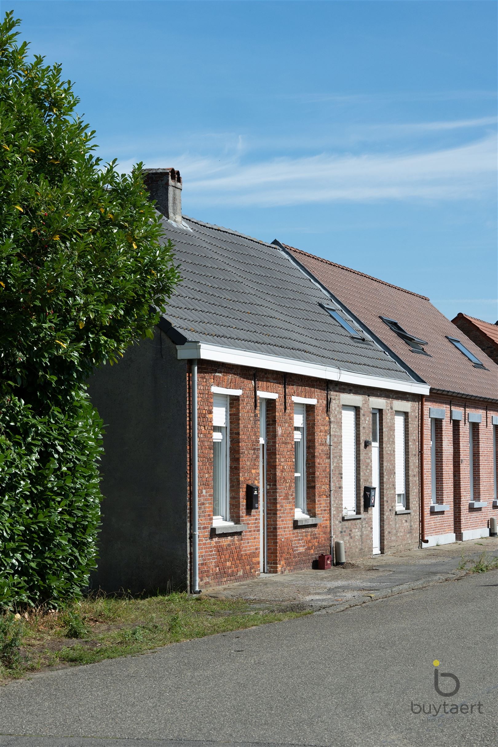 CHARME, RUST ÉN GROEN: TE RENOVEREN GEZINSWONING BESTAANDE UIT 2 DORPSHUISJES MET TUIN AAN DE VAART foto 33