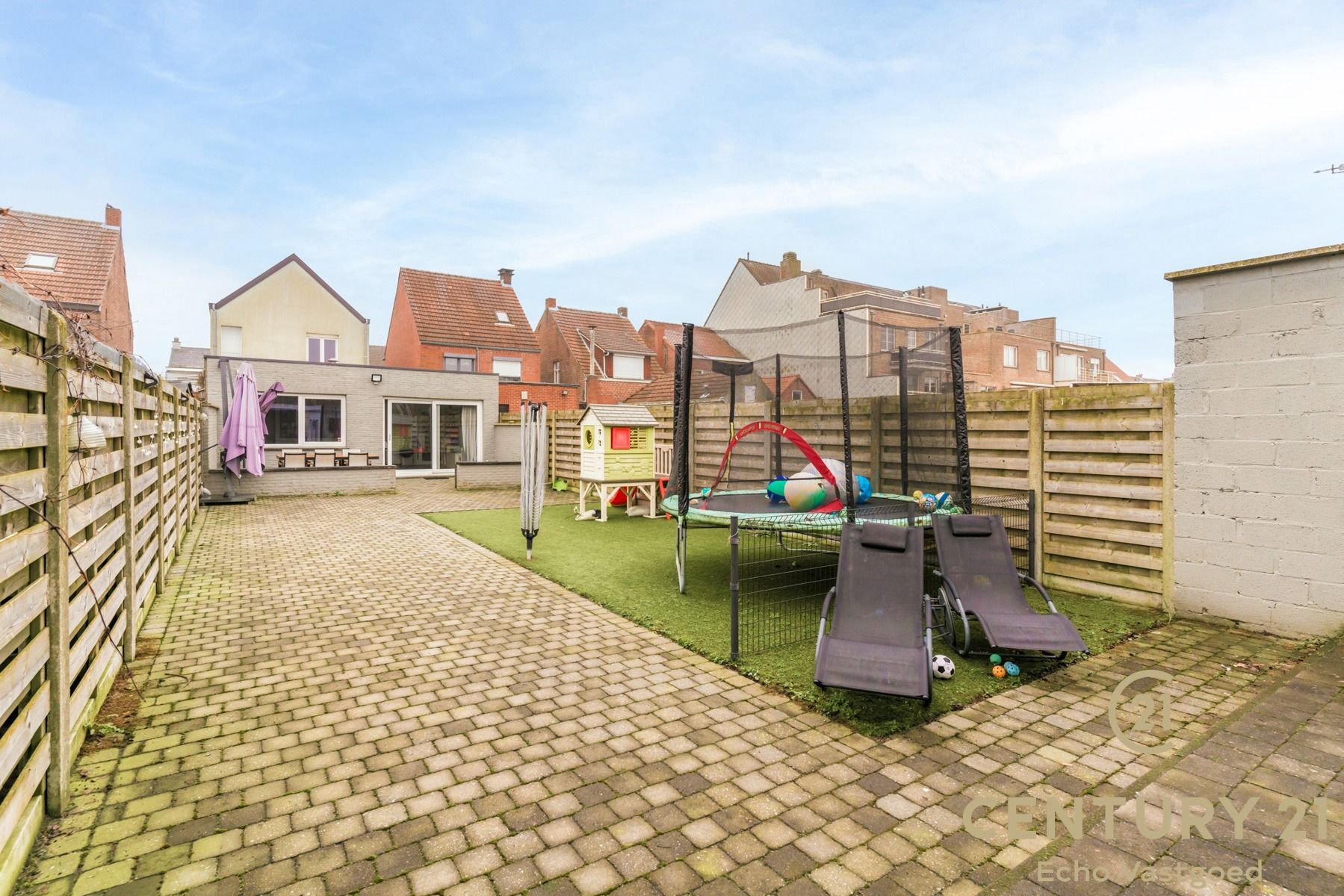 Charmante ruime en instapklare woning met zonnige tuin foto 18