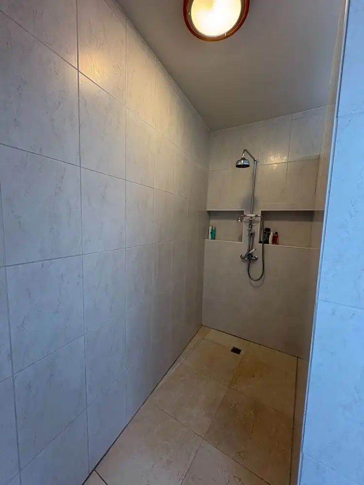 Riant instapklaar appartement (ca 204 m²) op de Kleine Ring met 2 staanplaatsen foto 17