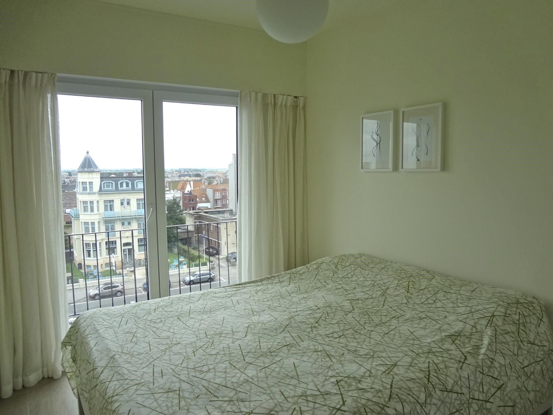 Luxe appartement zeedijk Wenduine foto 8