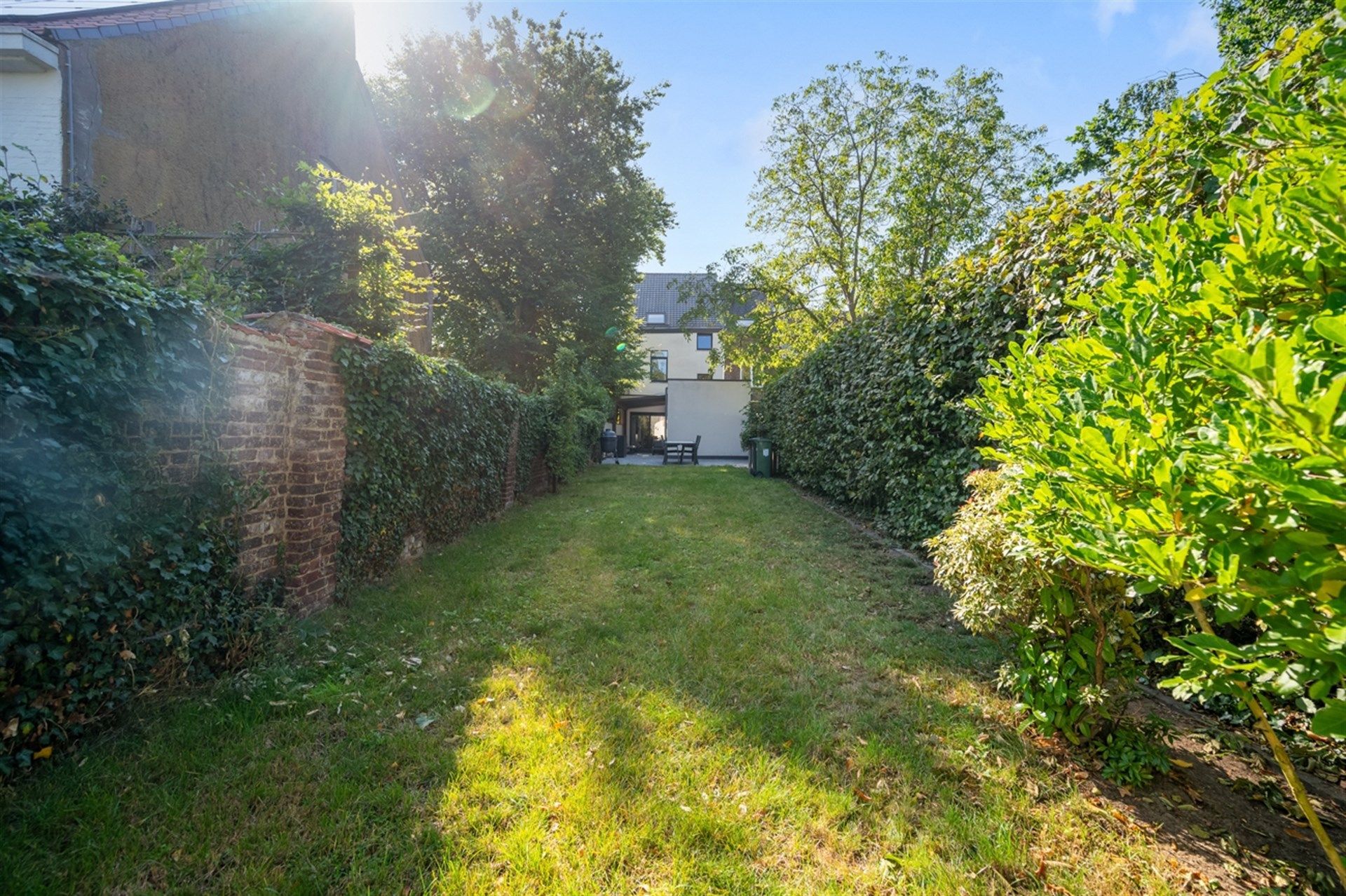 Instapklare gezinswoning in de stadsrand (nabij OLV) met 257m² bewoonbare oppervlakte foto 24