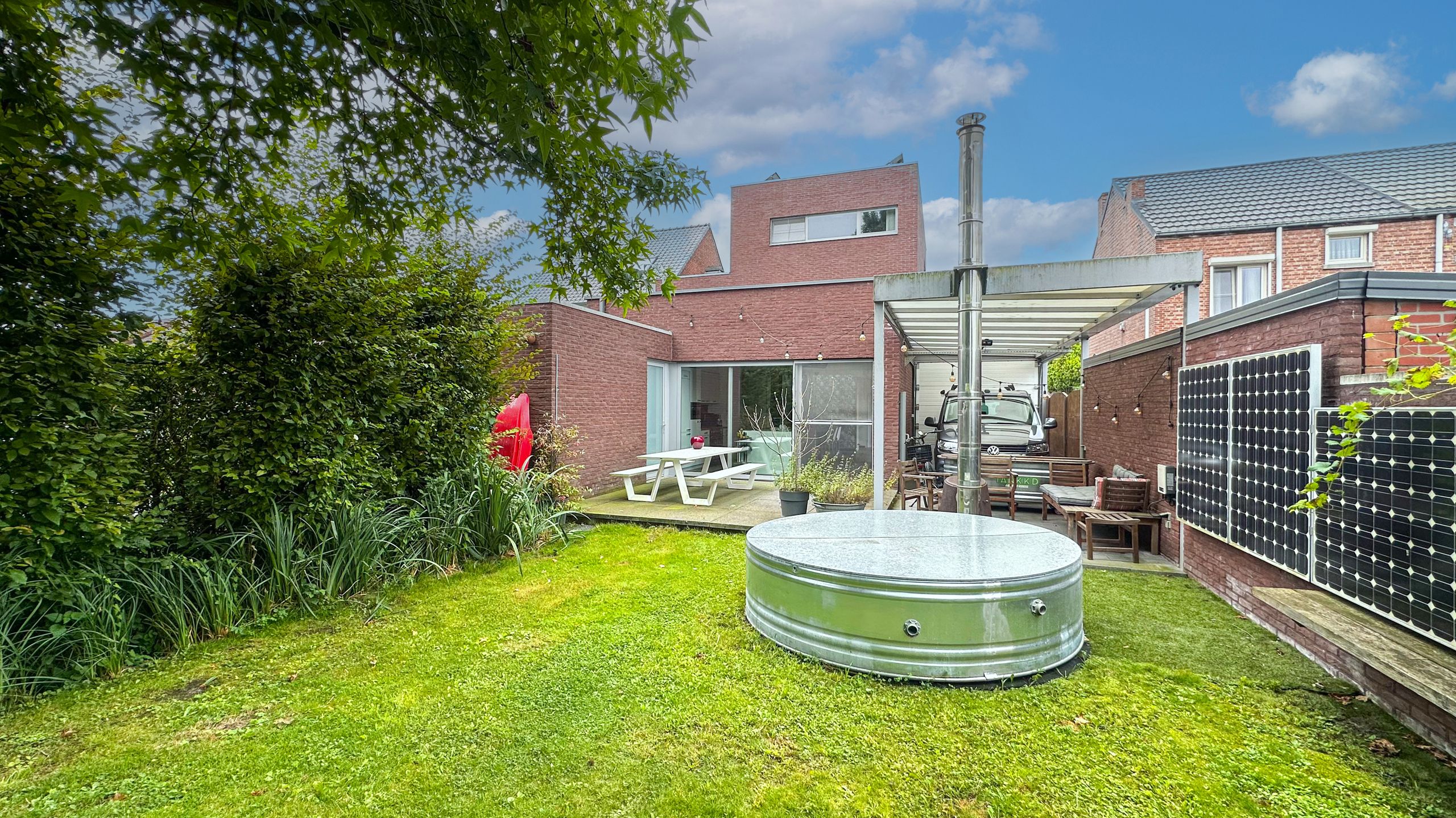 Ruime afgewerkte sfeervolle halfopen woonst met terras en tuin! foto 60