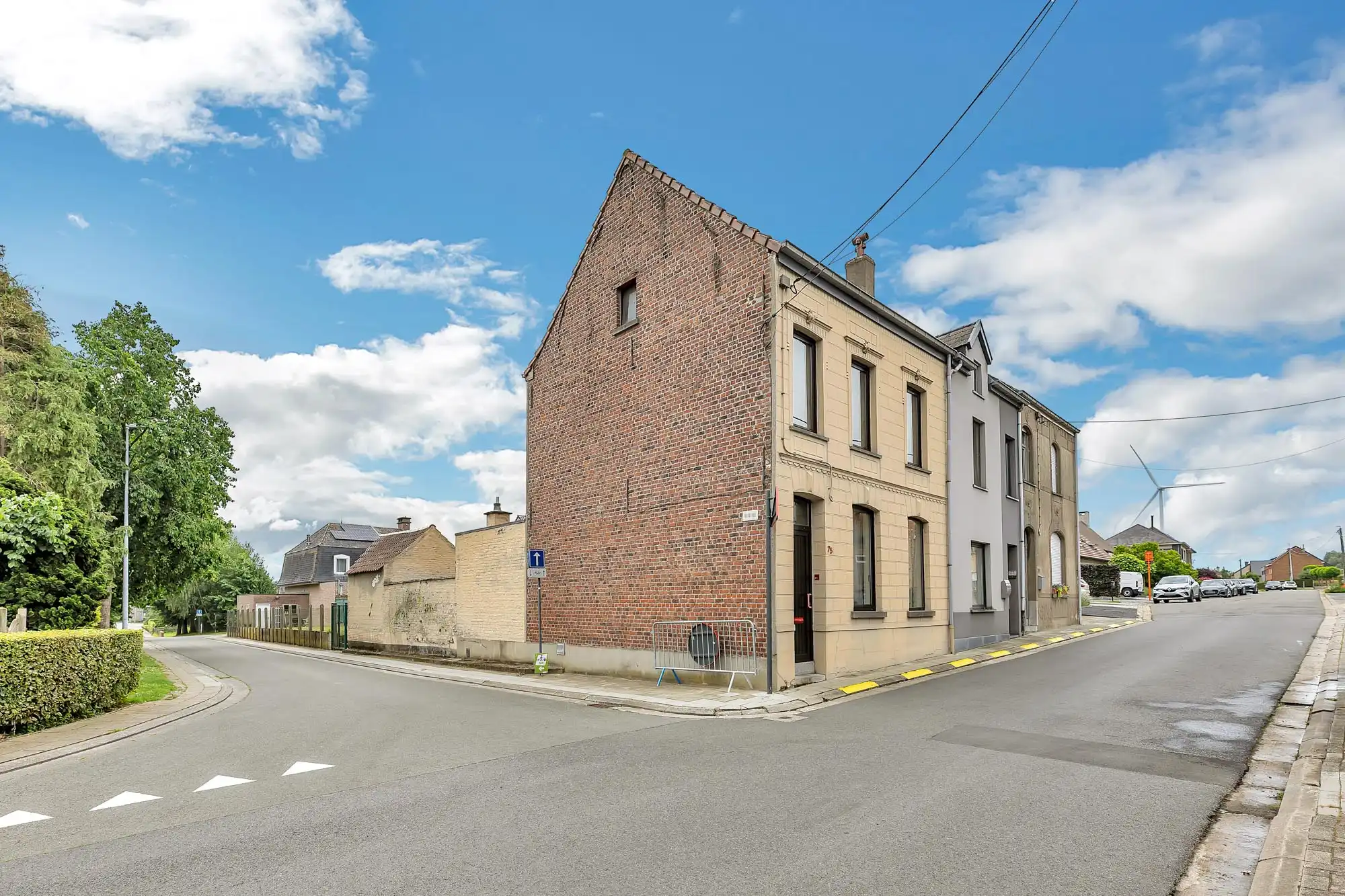 Instapklare hoekwoning met garage foto 22