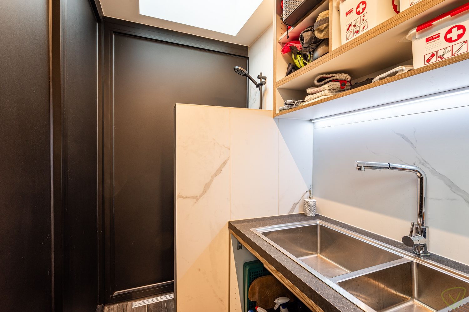 Verzorgde gezinswoning met energiezuinige troeven en zonnige tuin foto 14