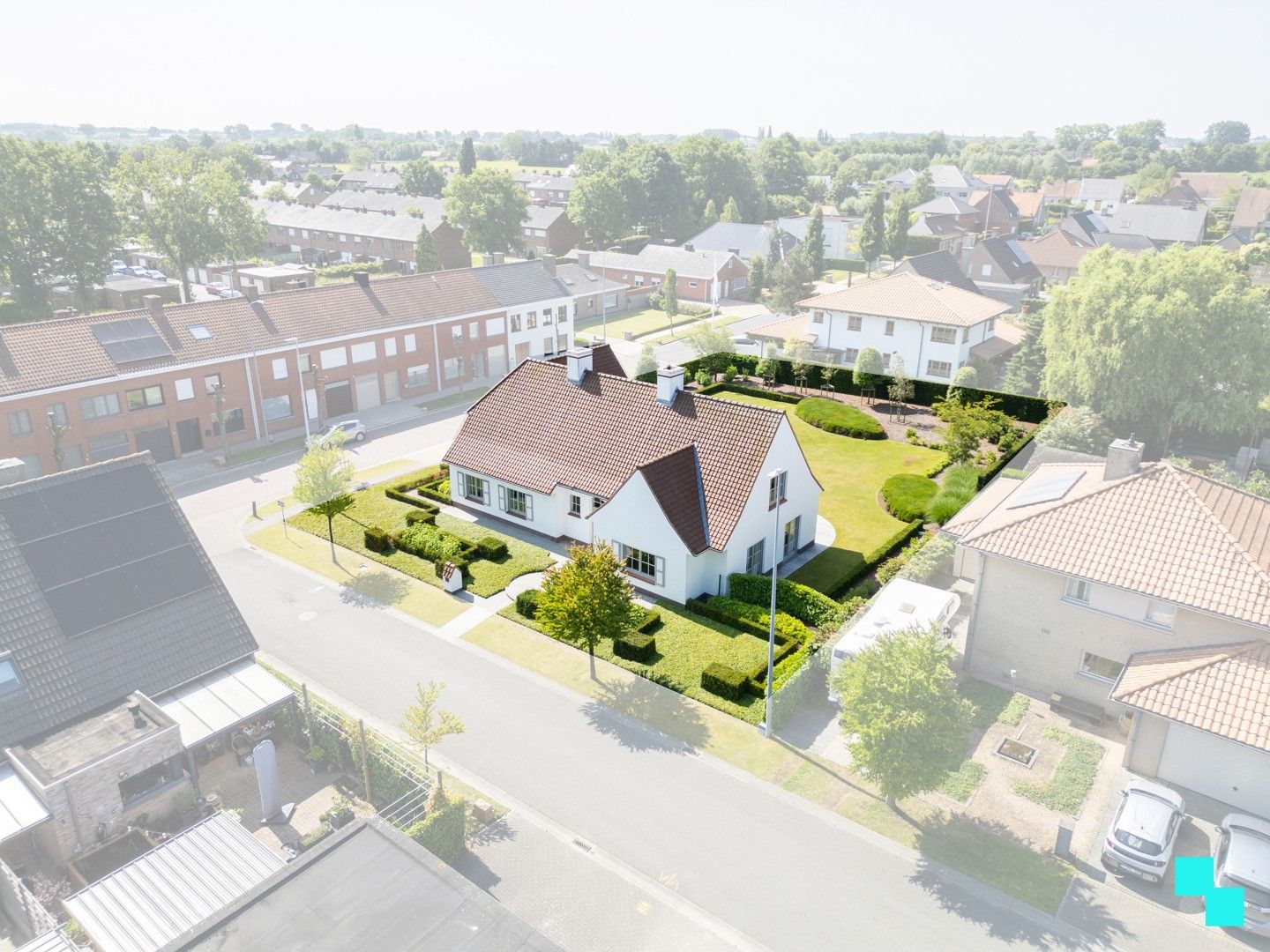 Instapklare villa met 4 slaapkamers, dubbele garage en prachtige tuin te Bosmolens - Izegem. foto 31