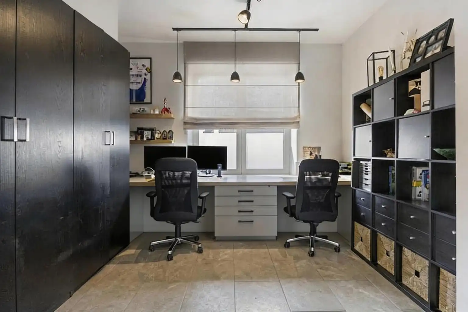 INSTAPKLARE WONING MET BIJGEBOUW EN RUIME GARAGE/LOODS  foto 8