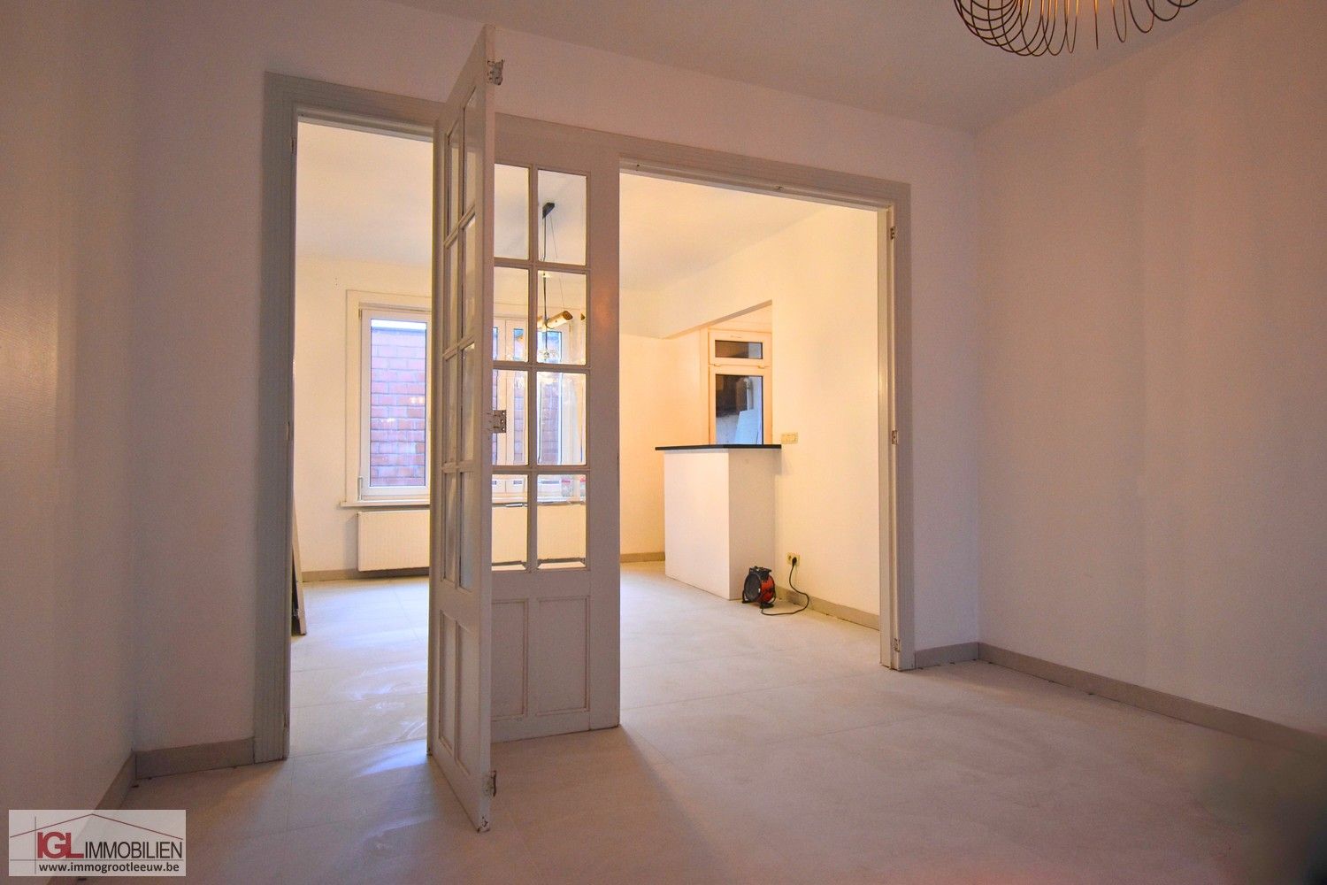 Woning te huur in Sint-Pieters-Leeuw foto 2