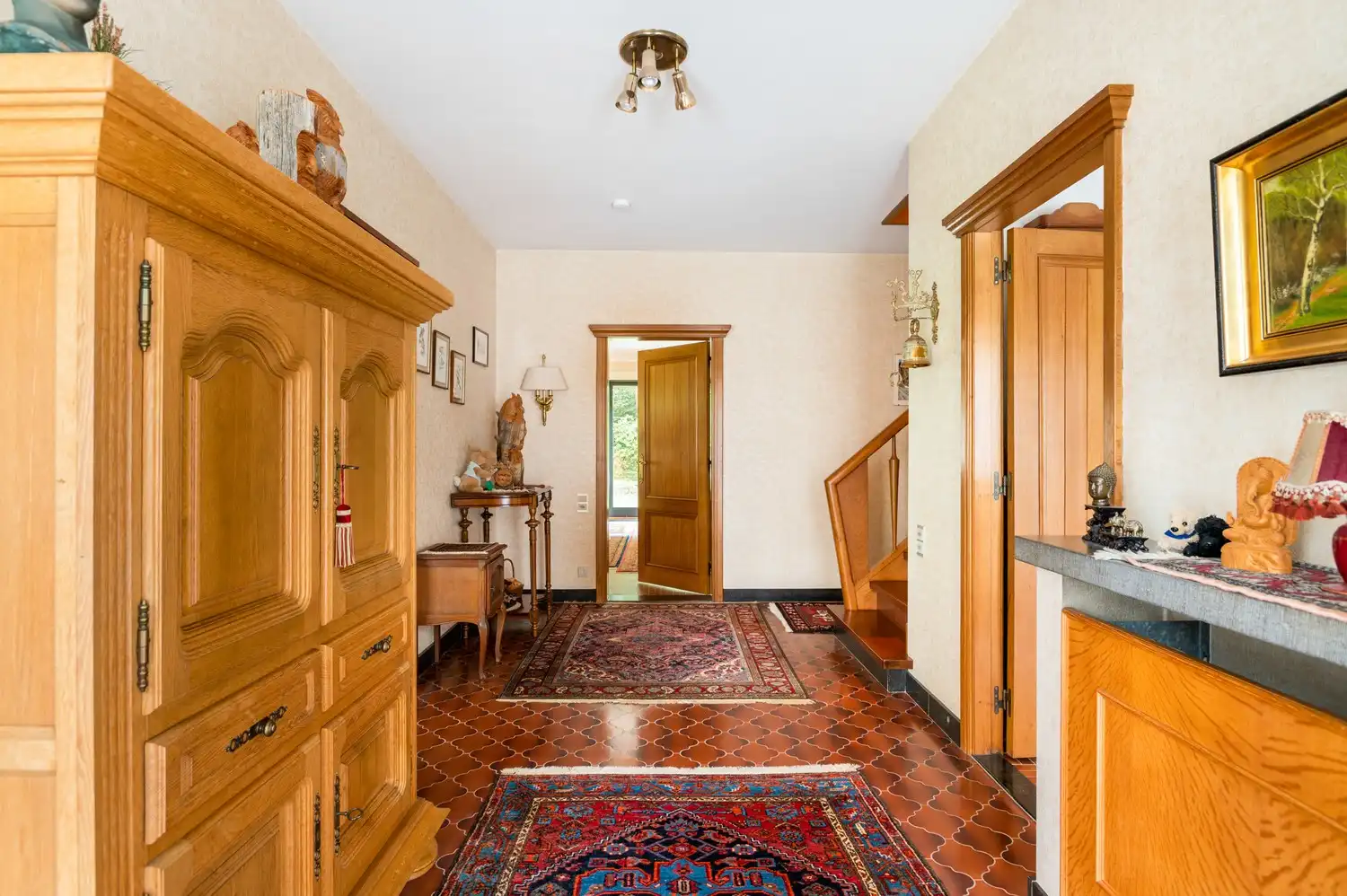 Ruime woning met 4 slaapkamers op een riant perceel te Schoten! foto 4