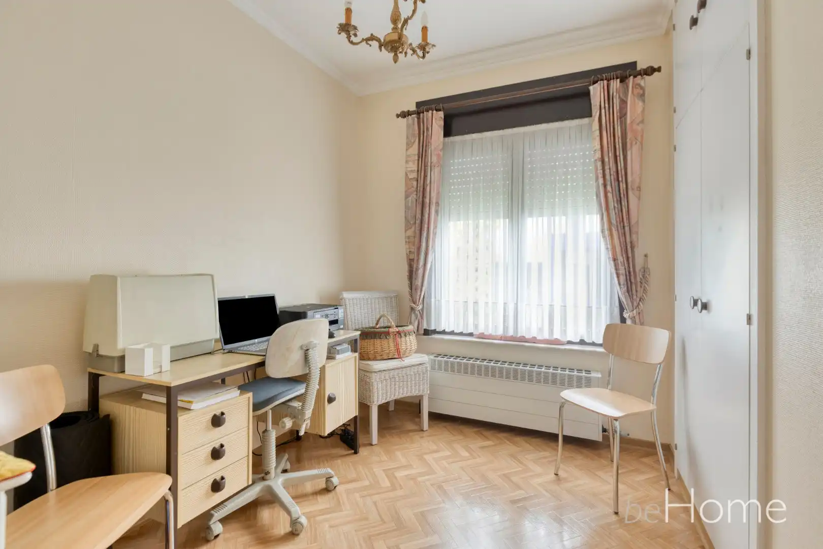 Vrijstaande bungalow met 4 slaapkamers, volledige kelder en ZO-tuin foto 24