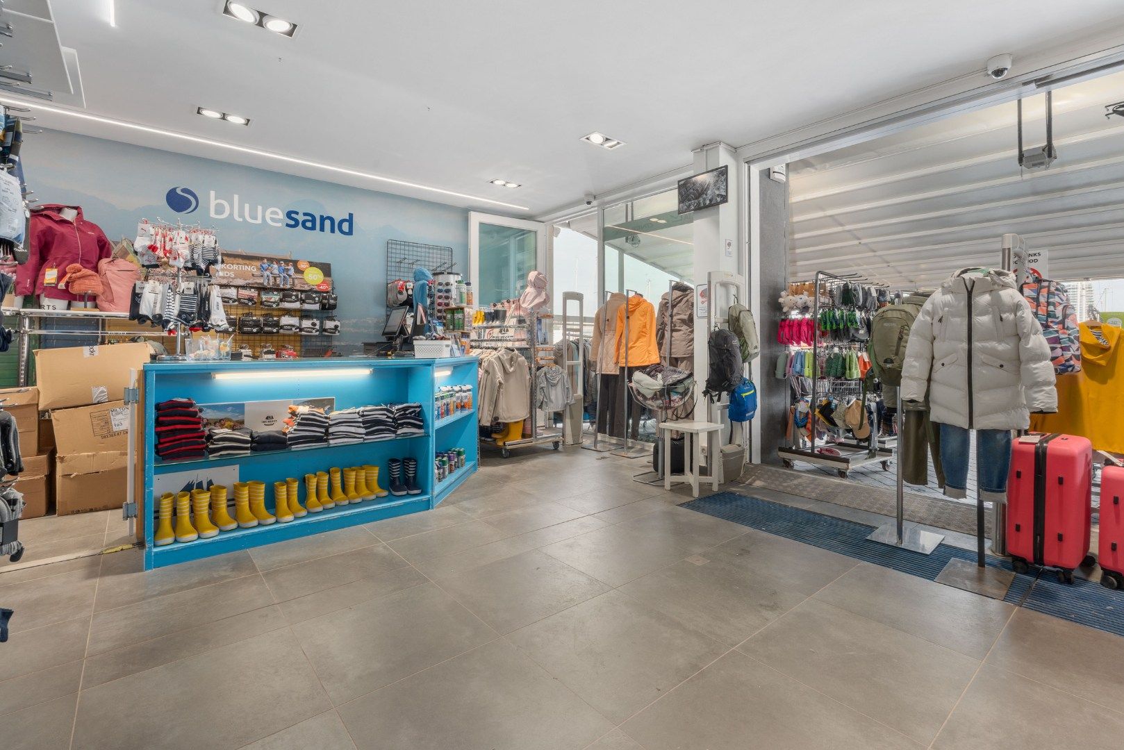 Handelspand te koop in Oostende – Topligging aan de Visserskaai foto 4