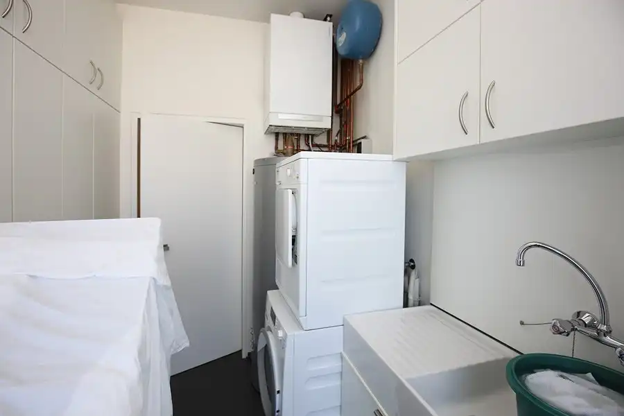LUXUEUS AFGEWERKT, RIANT PENTHOUSE MET UITSTRALING EN ROYAAL ZONOVERGOTEN TERRAS van 167 m² foto 25