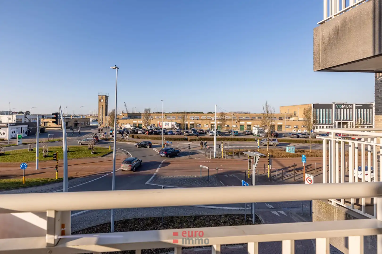 Lichtrijk hoekappartement op topligging aan de kaai in Nieuwpoort-Stad! foto 6