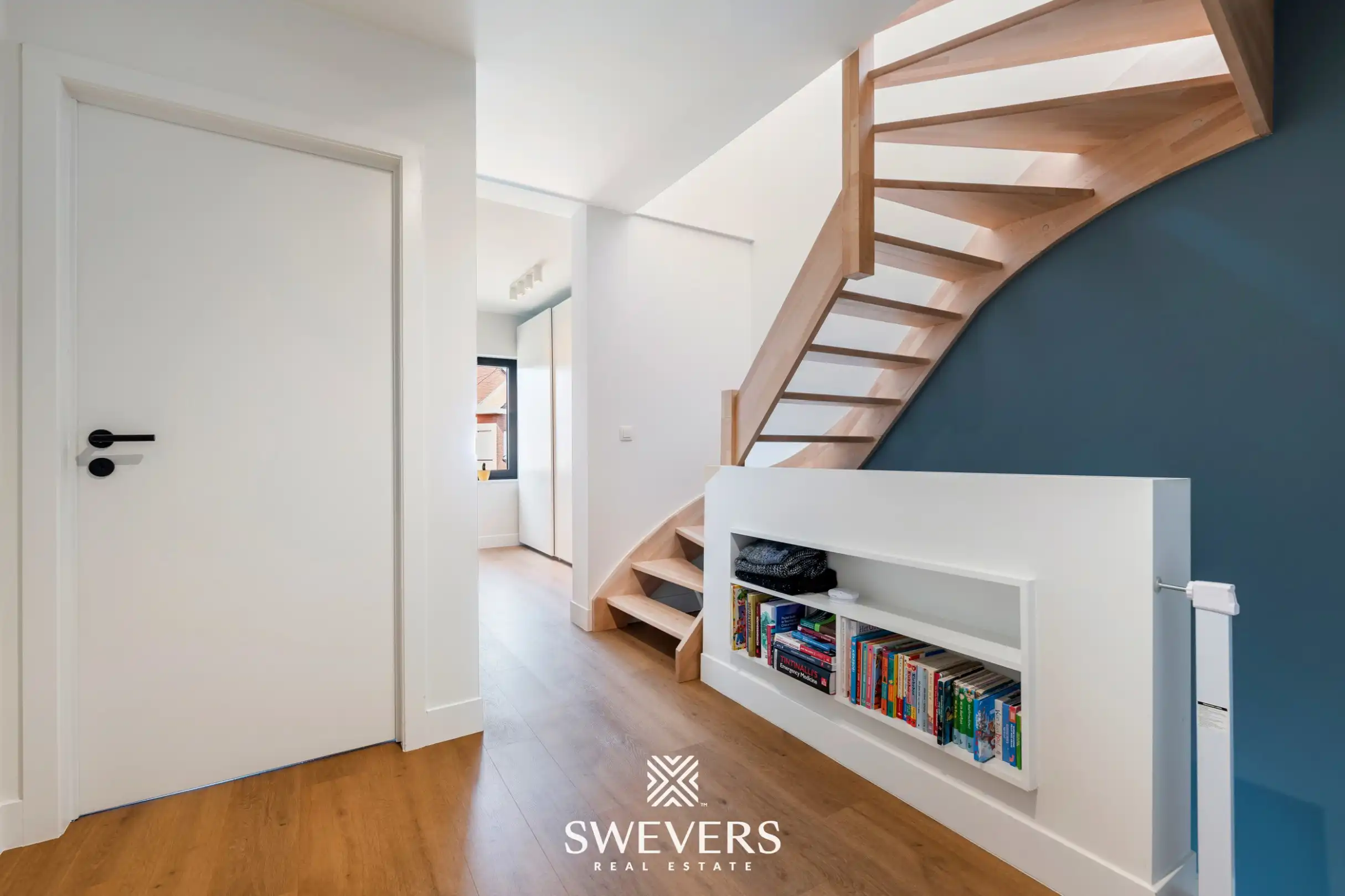 Ruime gerenoveerde woning op topligging foto 22