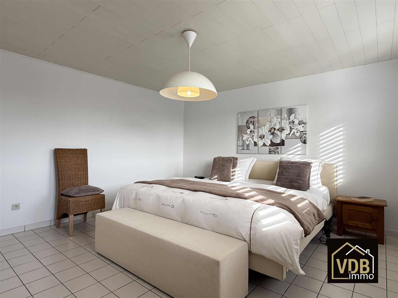 Instapklare halfopen bebouwing met 3 slaapkamers foto 12