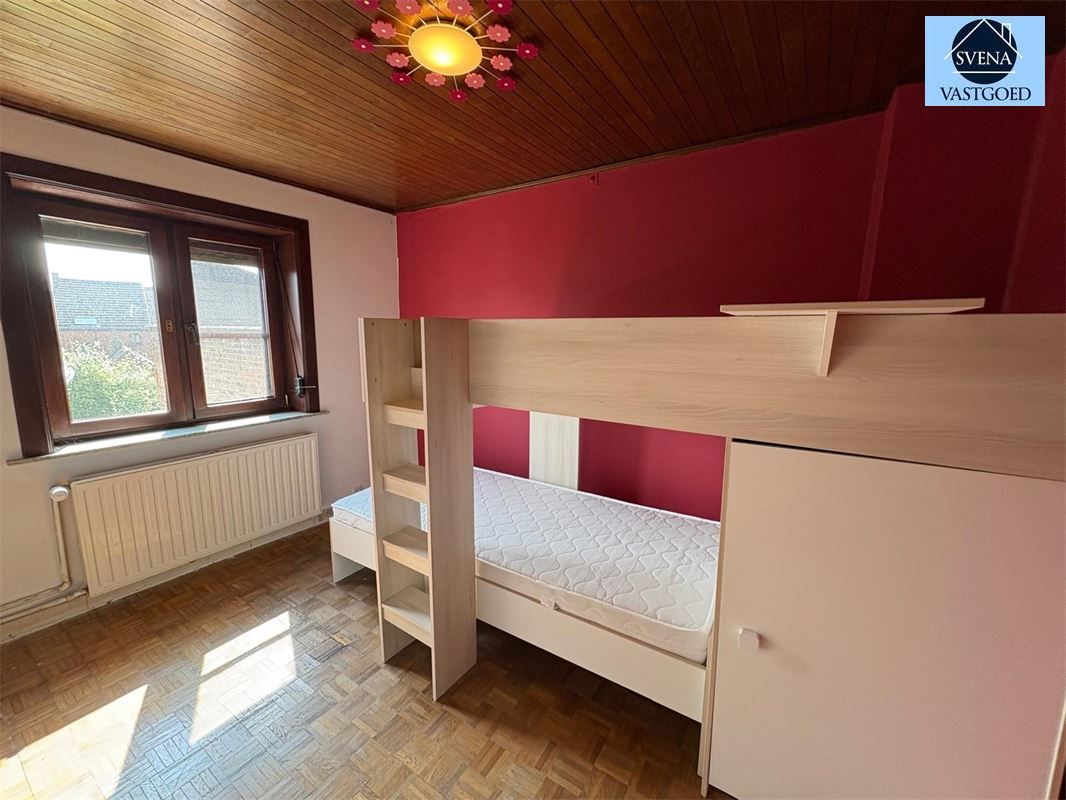 STATIGE TE RENOVEREN WONING MET 3 SLAAPKAMERS, GARAGE EN TUIN foto 11