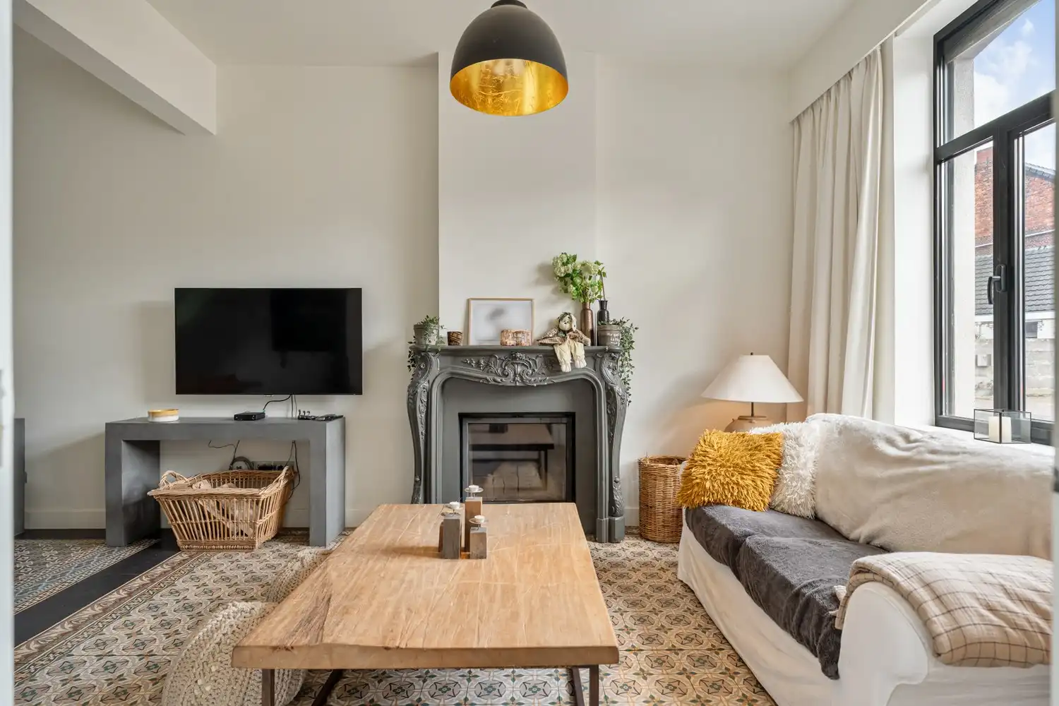 Gerenoveerde en lichtrijke halfopen bebouwing met 3 ruime slaapkamers, een garage, een oprit en een tuin grenzend aan agrarisch gebied te Herent! foto 3