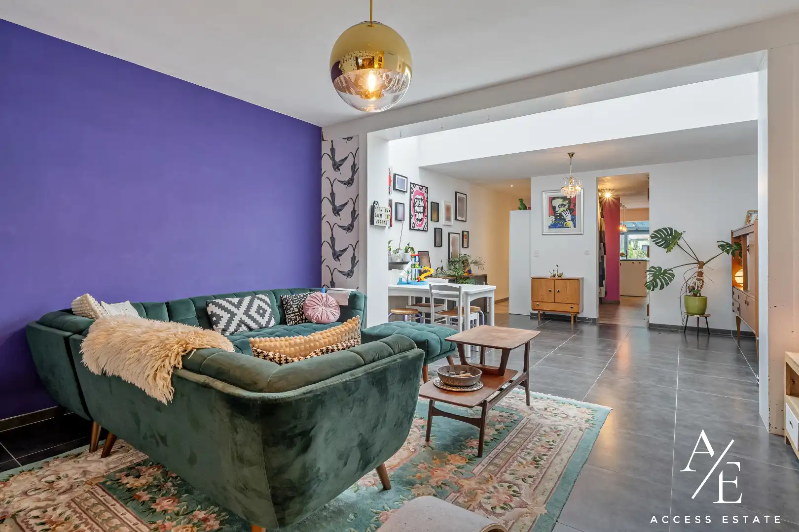 Ruime, gerenoveerde woning met prachtige stadstuin (600m²) en dubbele garage foto 7
