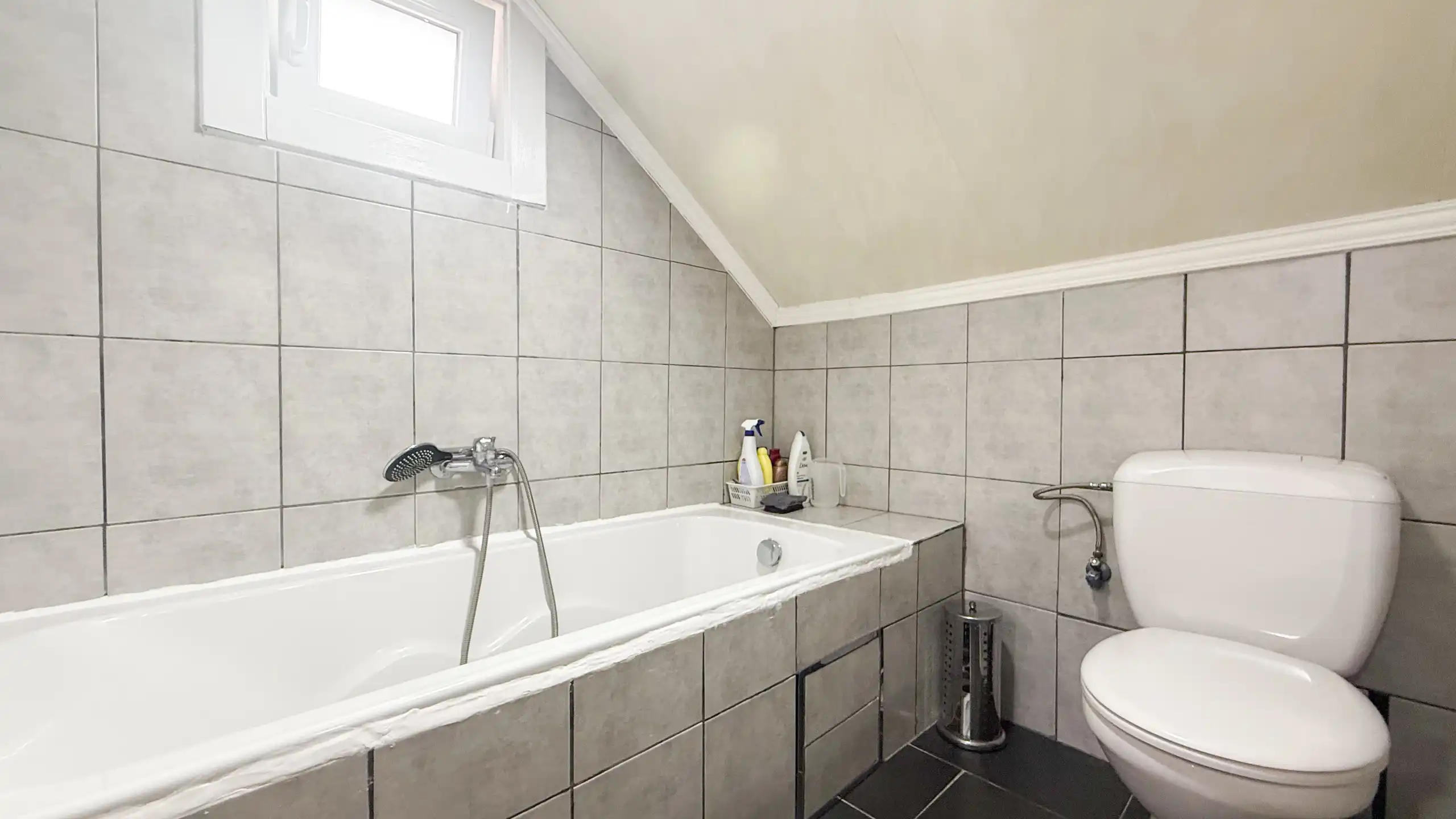 Charmante woning met 4 slpks in het hartje van Heusden! foto 35