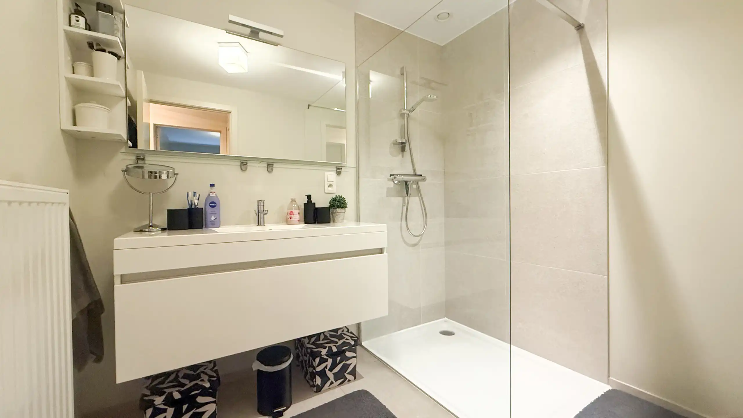 Modern gelijkvloers nieuwbouwappartement op toplocatie! foto 12
