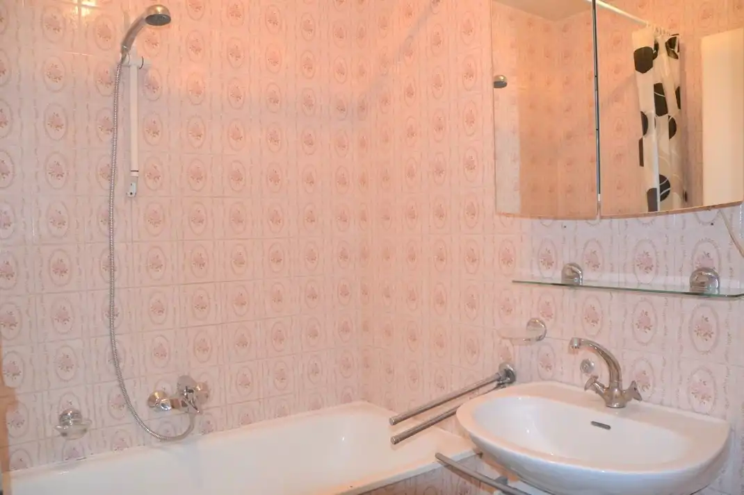 Appartement met 2 slaapkamers en garage. foto 7