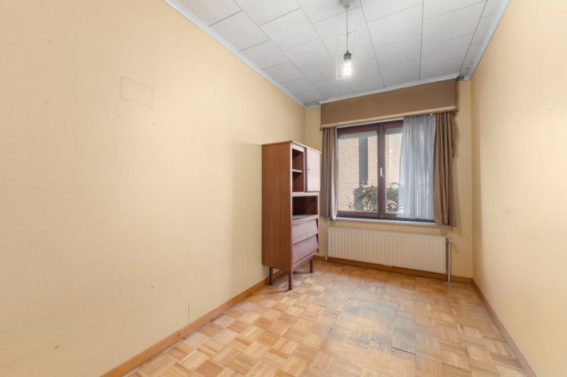 Goed gelegen ruime woning 3 slaapkamers op 671m²! foto 12