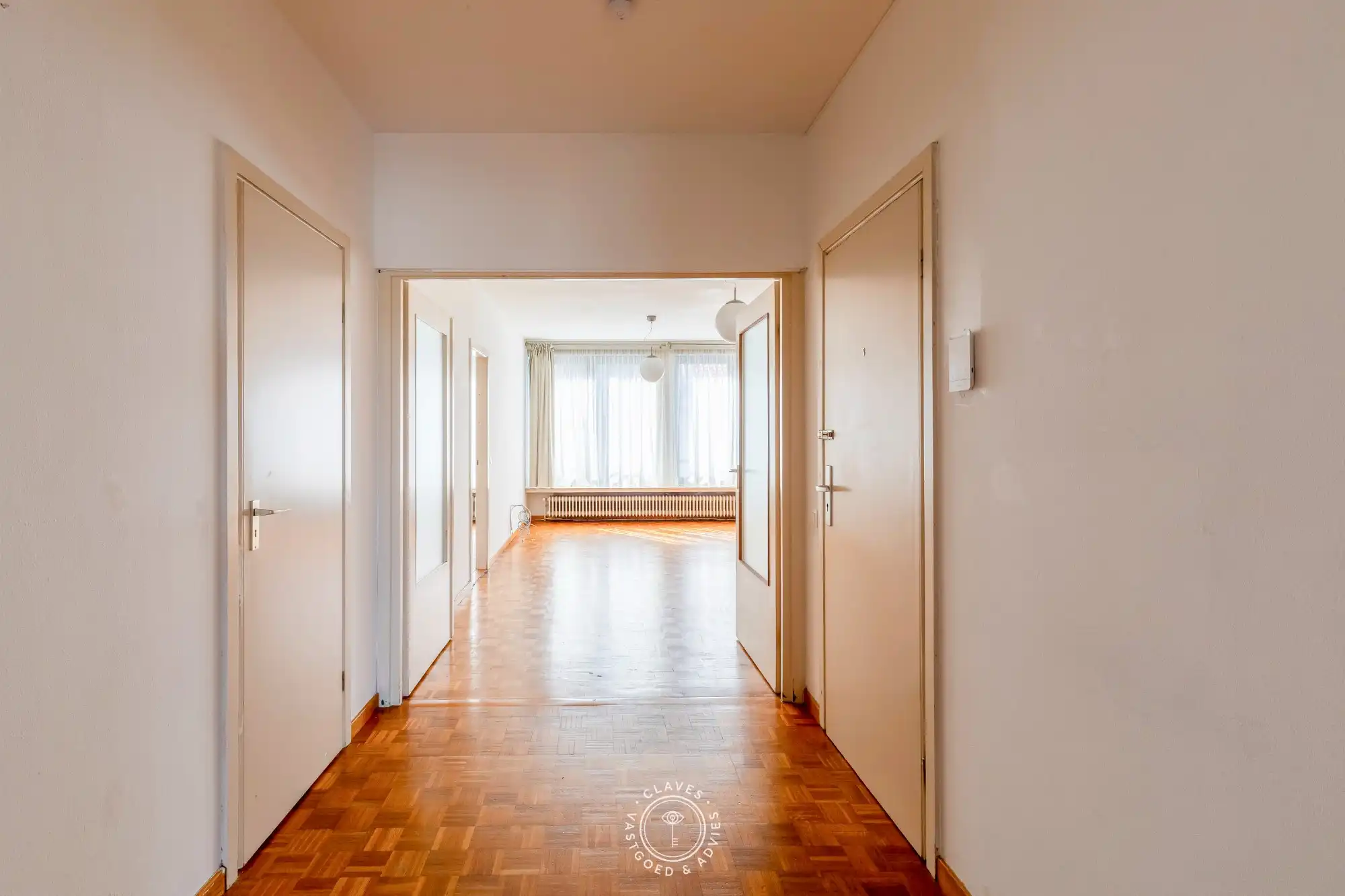 Appartement met 2 slaapkamers nabij Stationsstraat foto 2