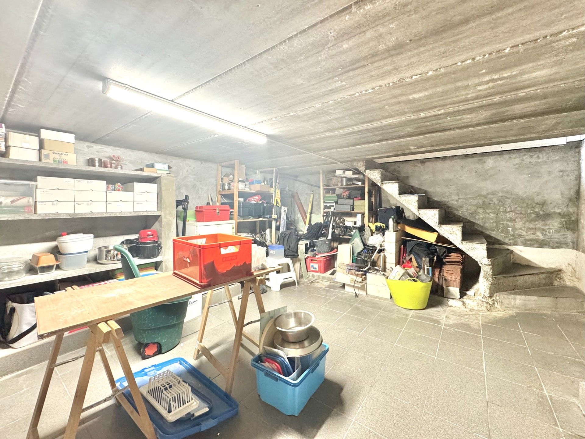 BREDEGEVEL-WONING MET 3 KAMERS, GROTE GARAGE & TUIN foto 22