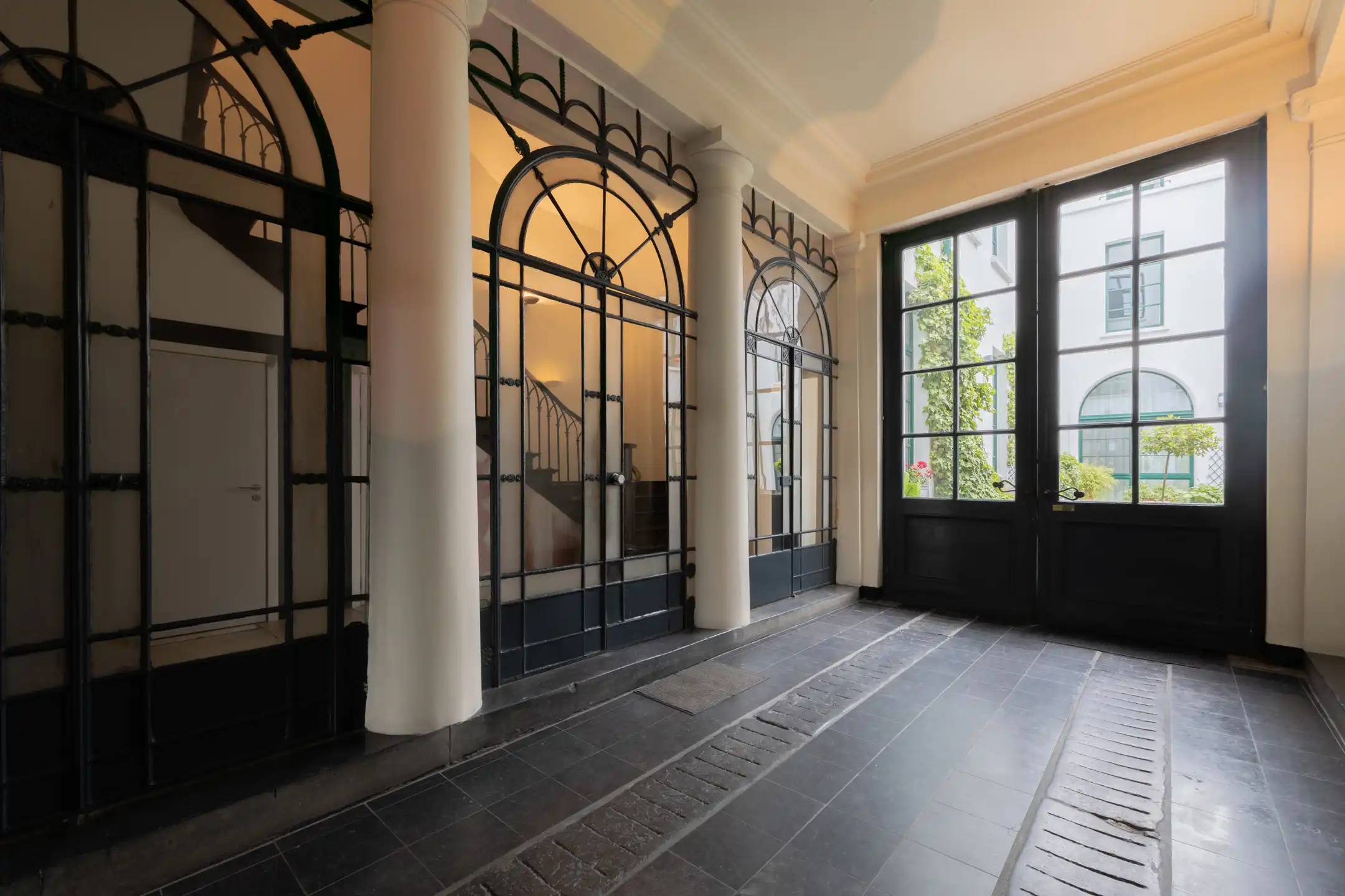 ANTWERPEN-CENTRUM - Ruim appartement bij de Kloosterstraat foto 19