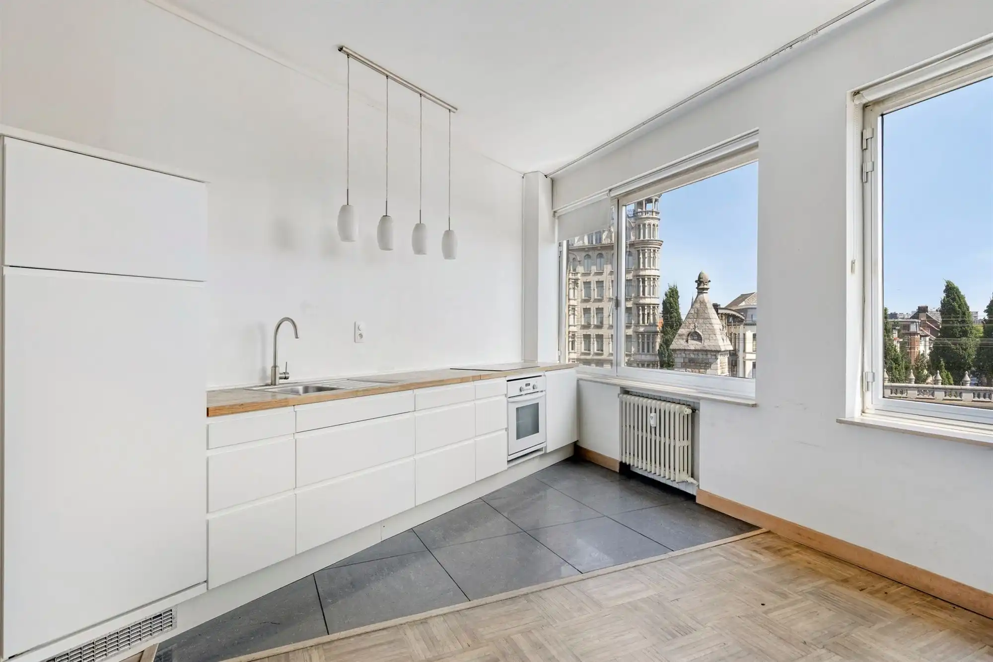 Lichtrijk appartement met 1 slaapkamer en gemeenschappelijke tuin foto 4
