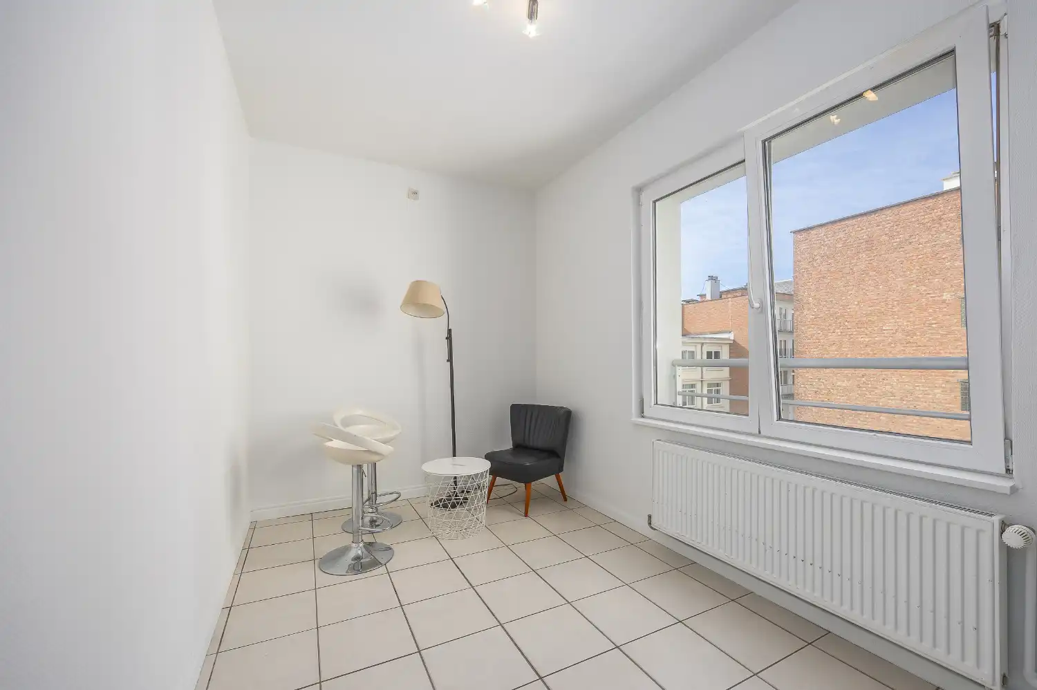 2-slaapkamer appartement op de zeedijk foto 11