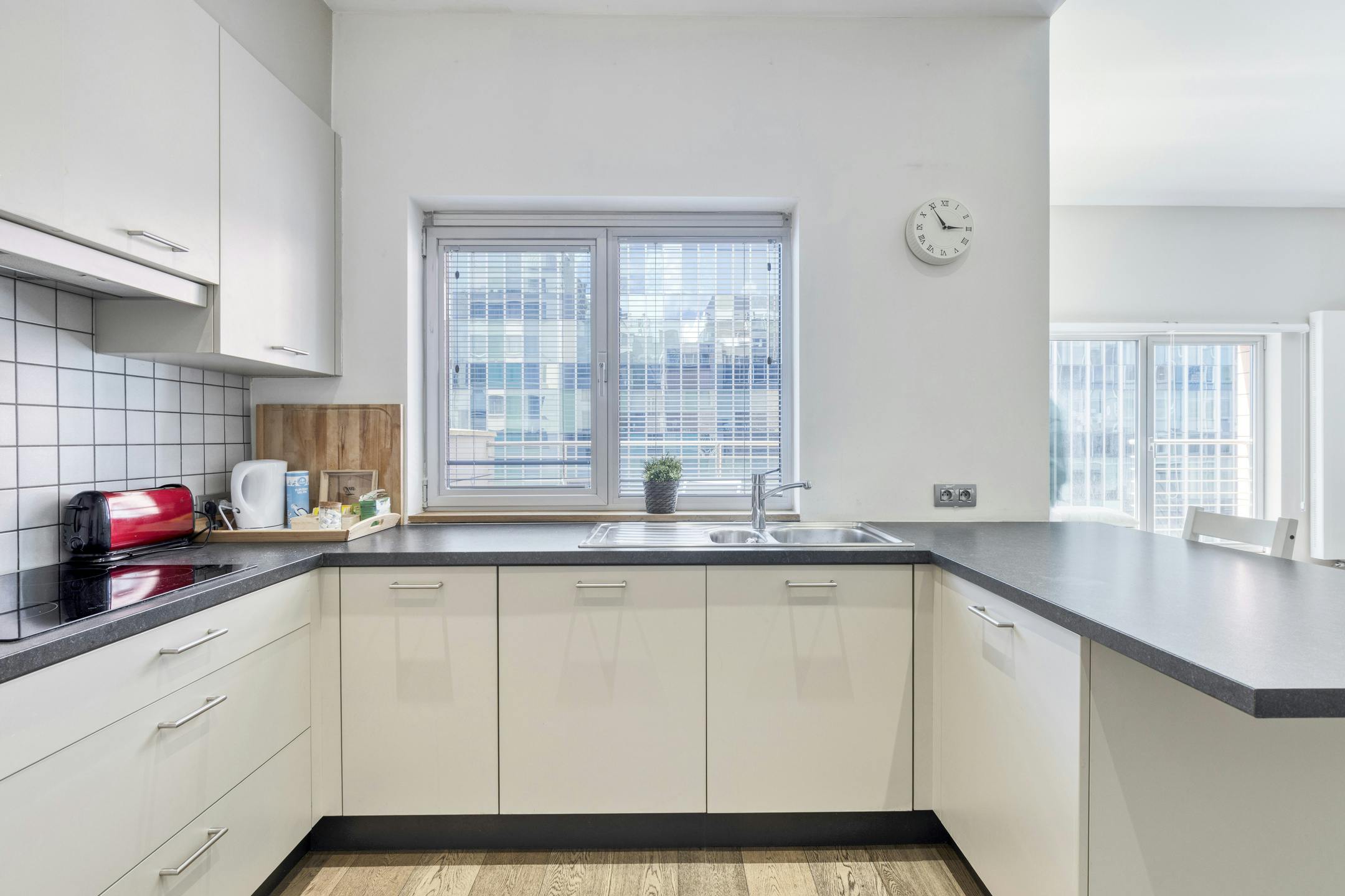 Duplex appartement 2 slaapkamers te Brussel Koningsstraat foto 7