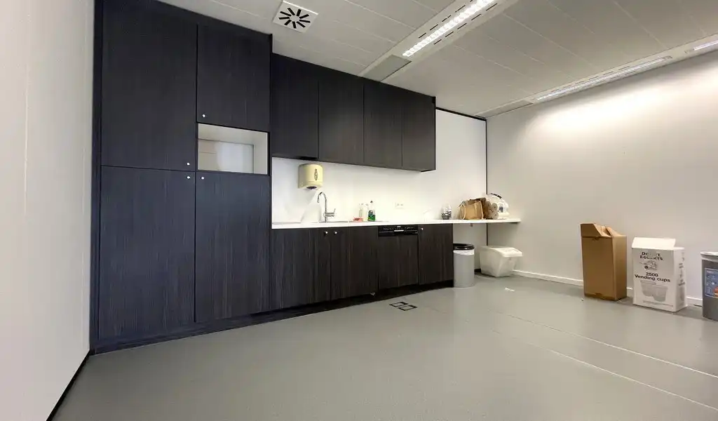 Atlantic House Antwerpen - kantoren te huur foto 10