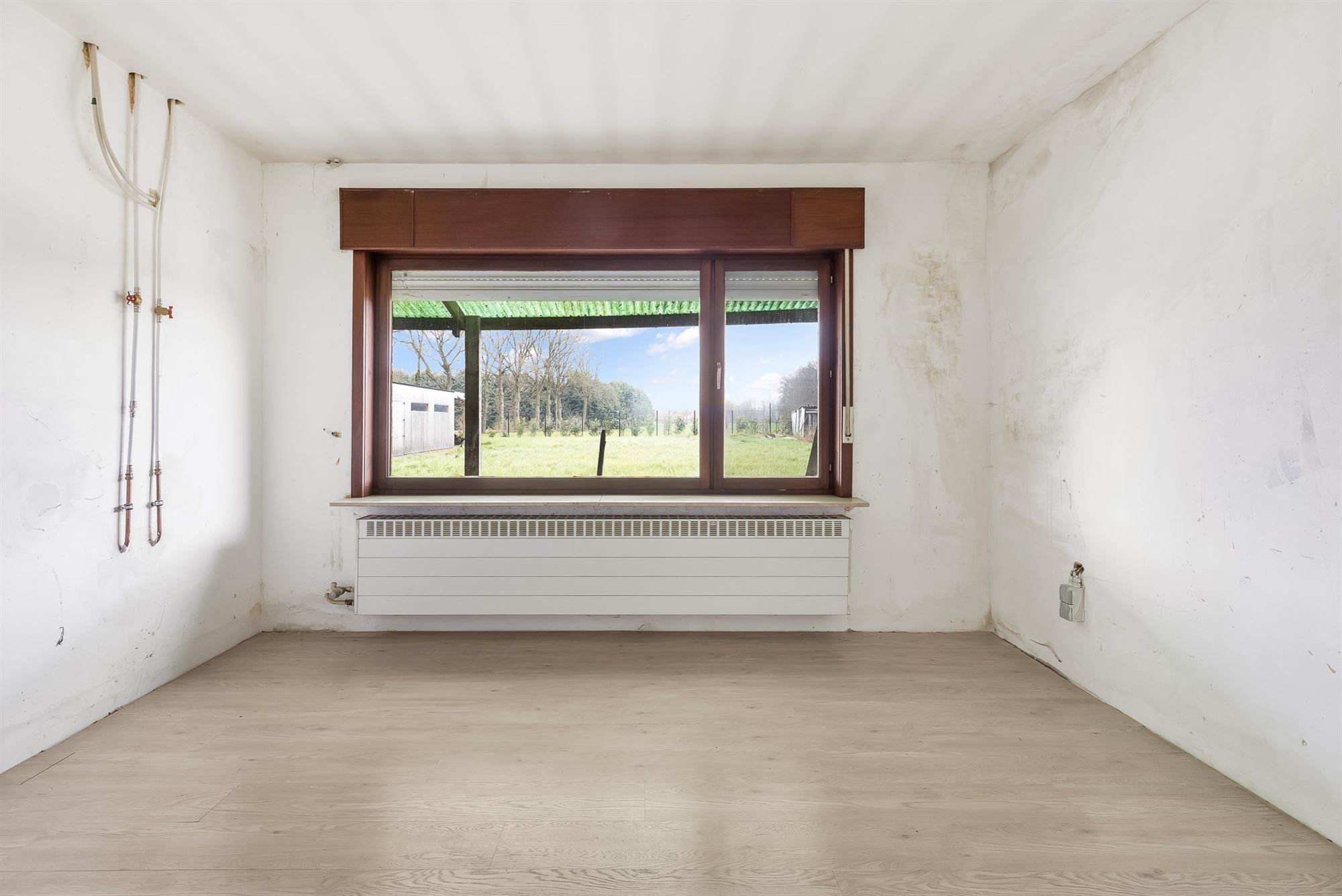 FANTASTISCH GELEGEN, DEELS GERENOVEERDEWONING OP 1817M2! foto 19