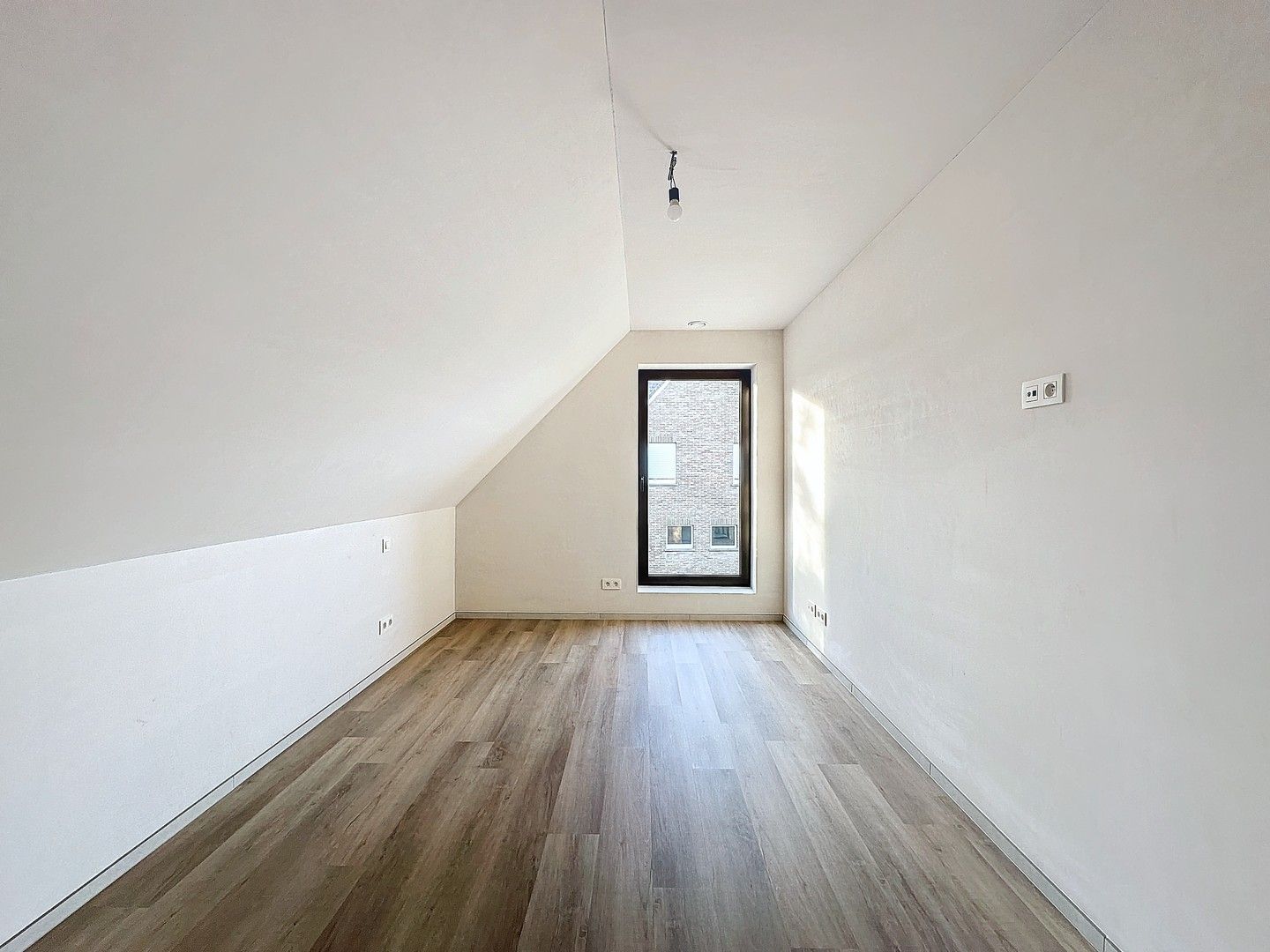 100% Instapklare en riante nieuwbouw villa. foto 11
