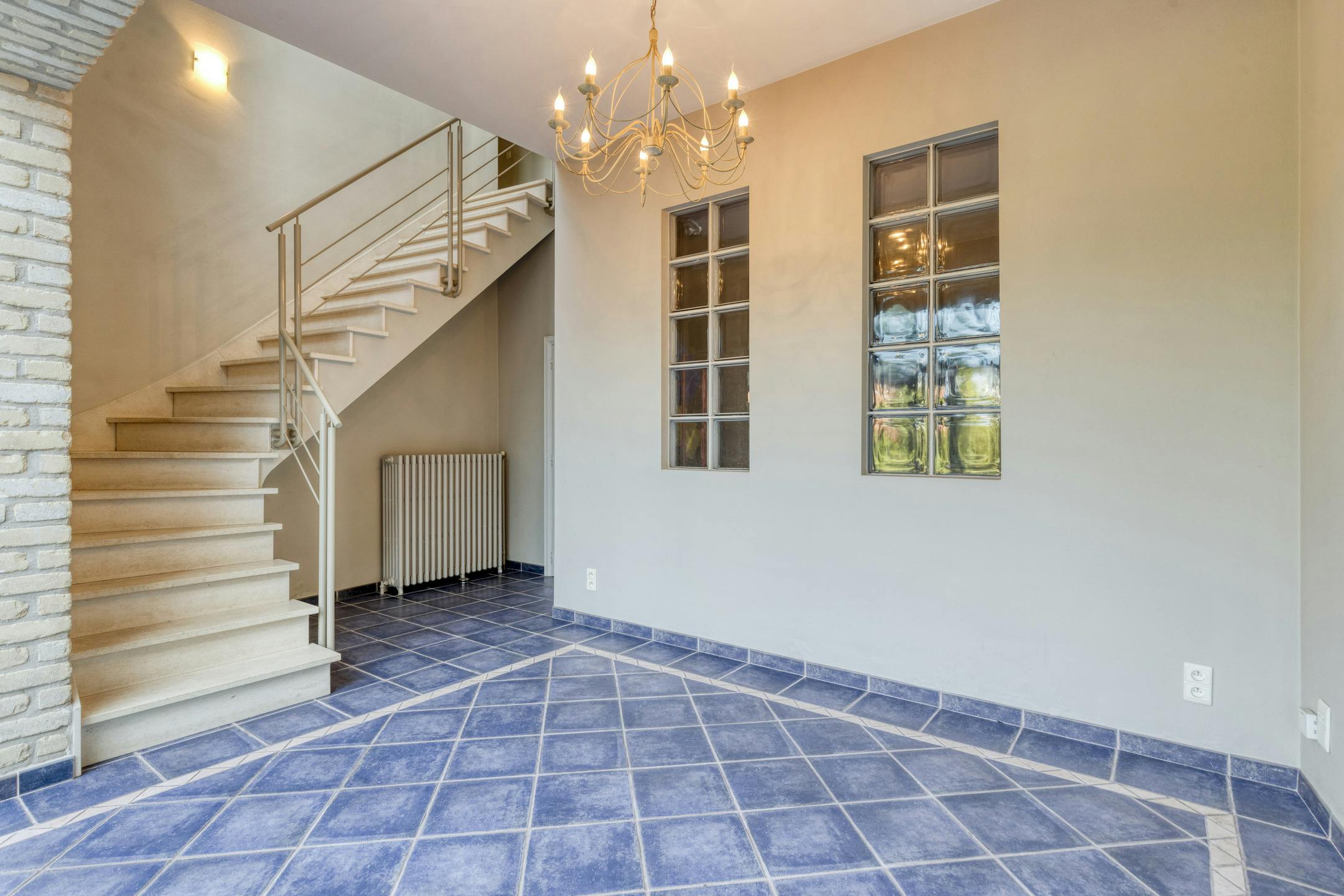 Prachtig woon- en handelspand te koop te centrum Eernegem foto 27