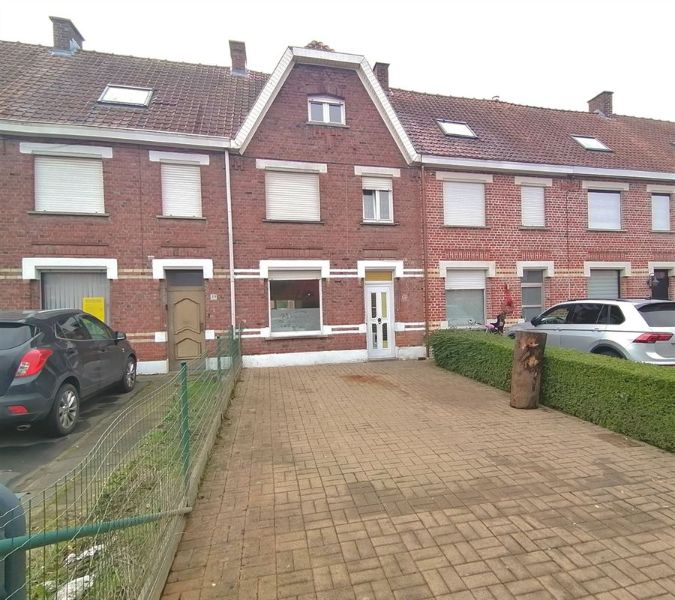 Huis te koop foto {{pictureIndex}}