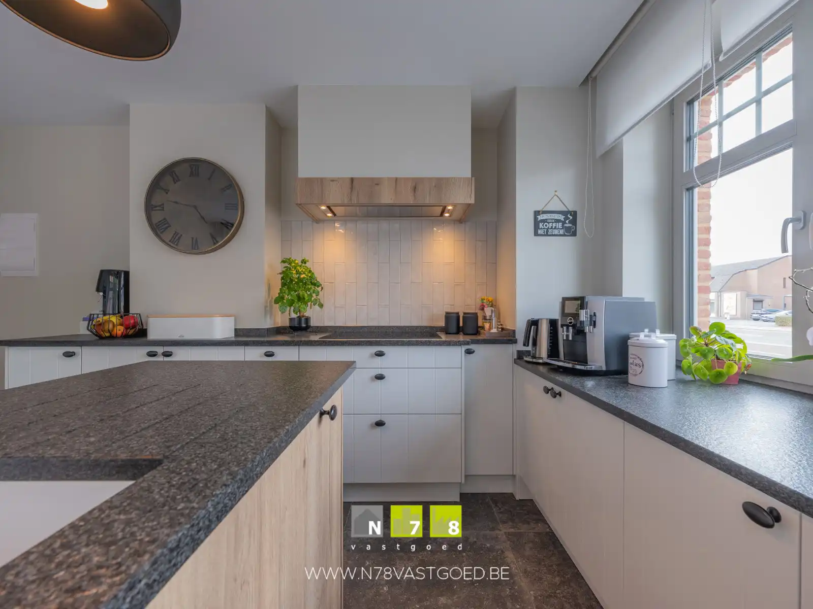 Gebouw te koop foto 8