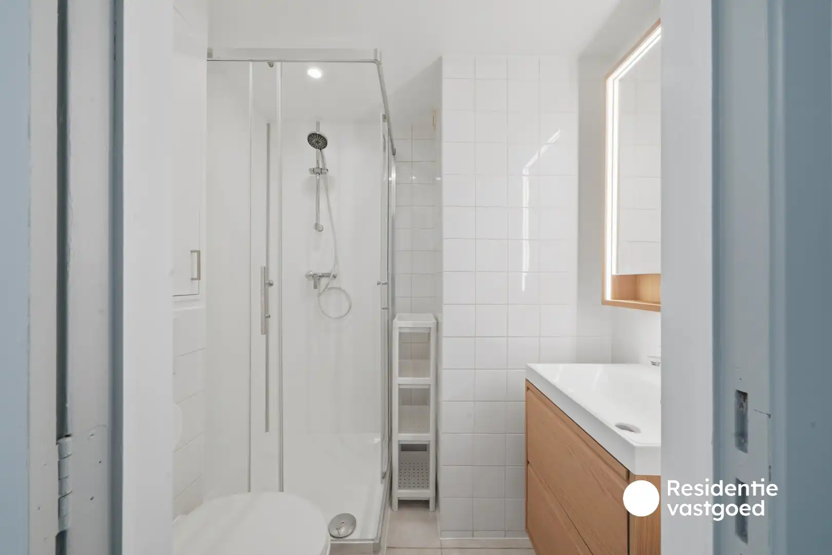 Instapklaar  2 slaapkamer appartement te Bredene foto 18