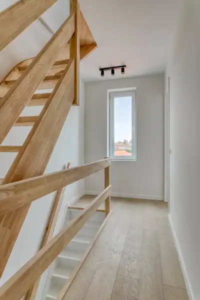 ✨Halfopen, volledig gerenoveerde gezinswoning met 3 slaapkamers TE KOOP in Rekkem! foto 12