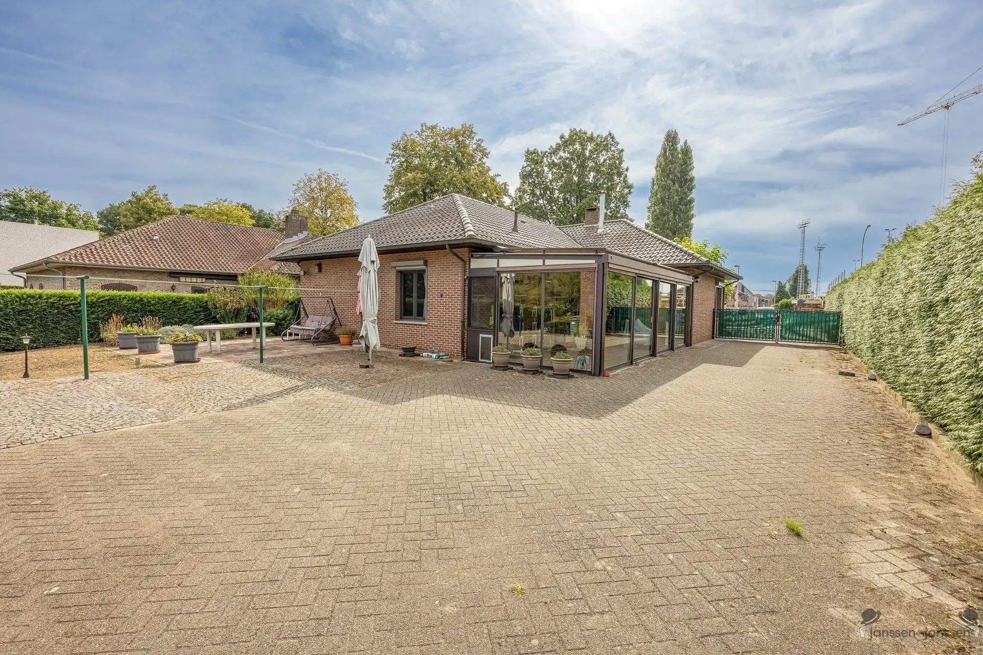 Ruime villa met magazijn op 1.650 m² in Kapellen foto 25